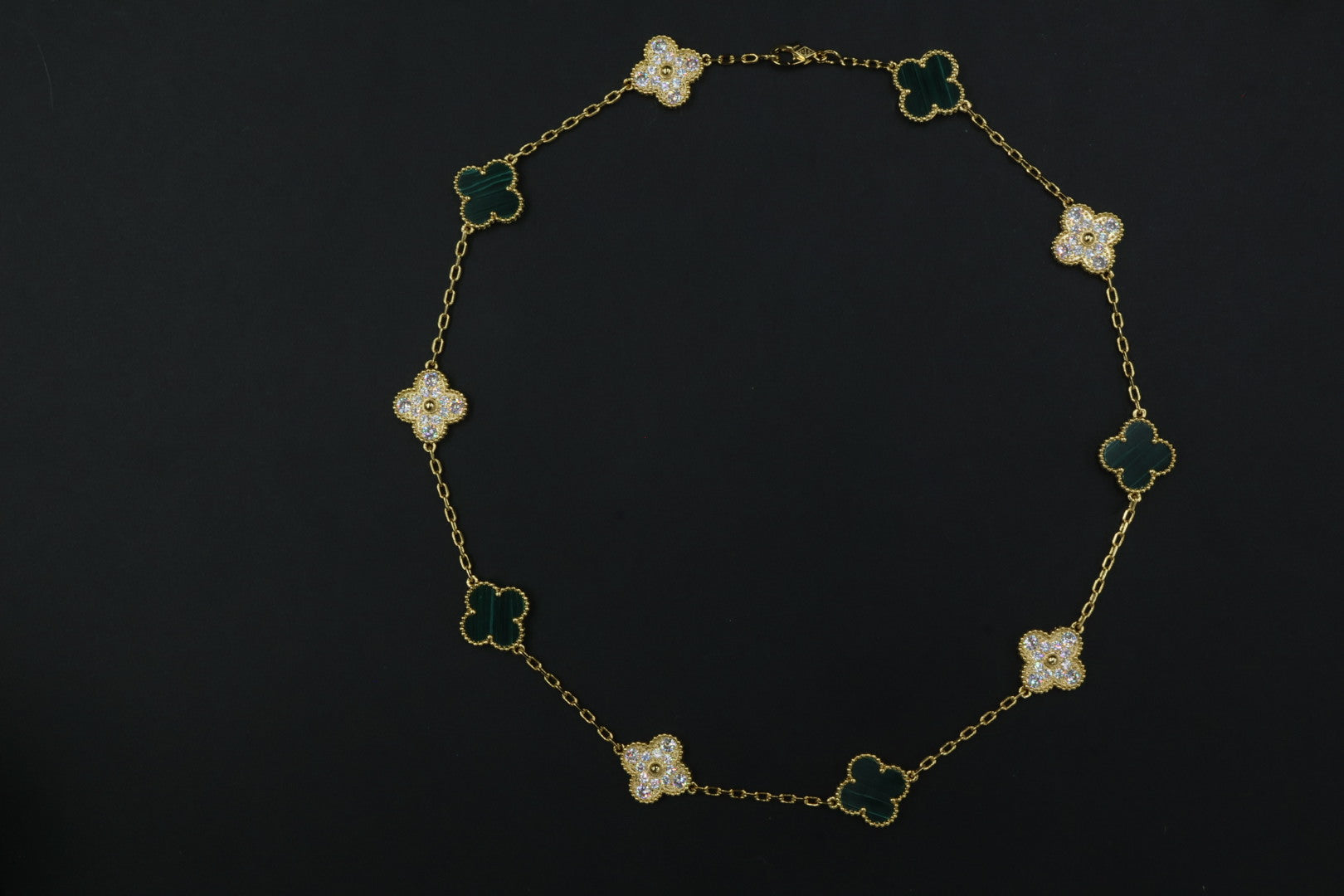 Collar VCA Alhambra 10 Motivos - Gold Malaquita Diamonds.