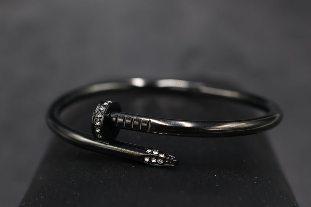 Pulsera Brazalete Clavo Drill - Negro Zirconias.