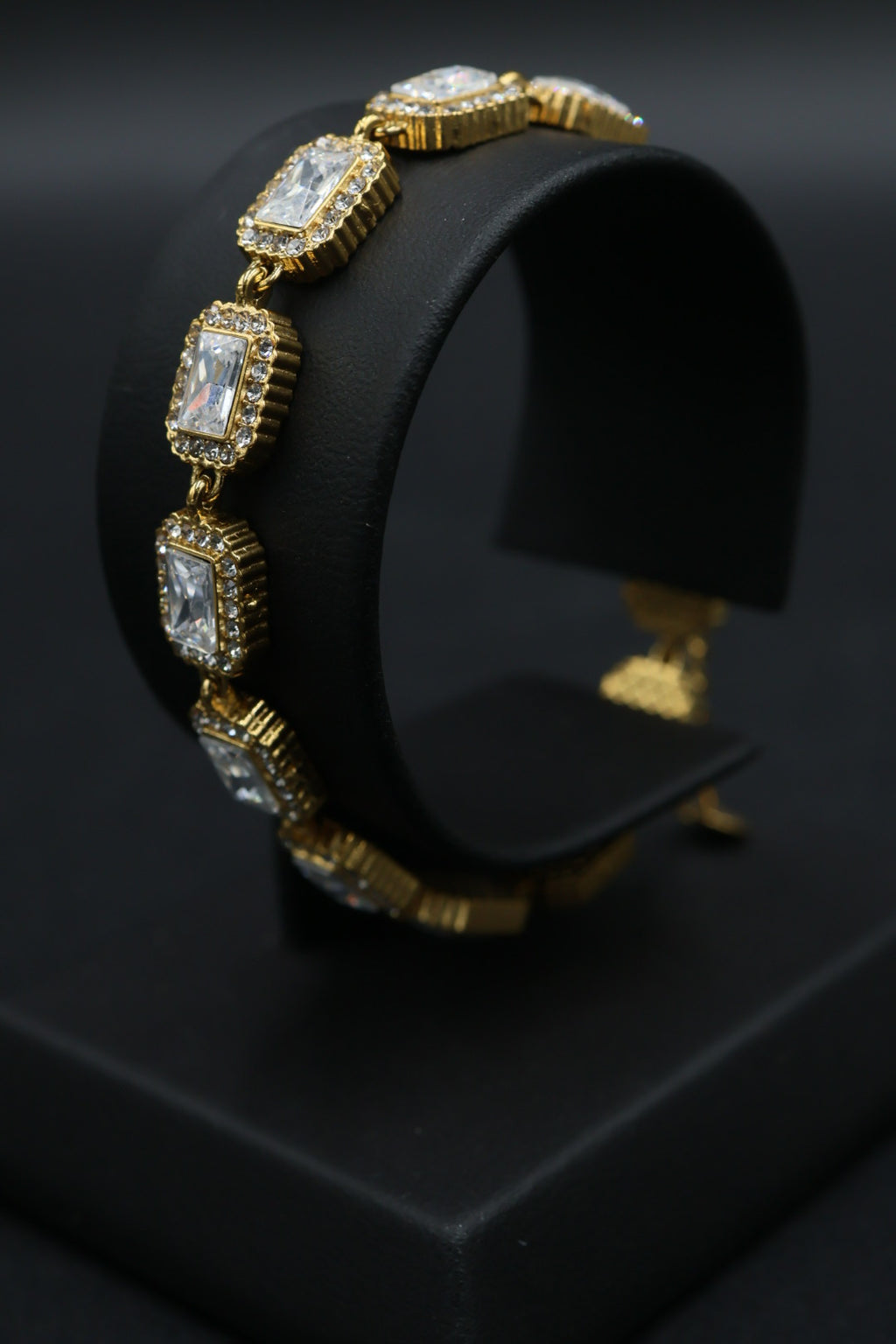 Pulsera de Eslabones Rectangulares con Zirconias Baguette AI316L