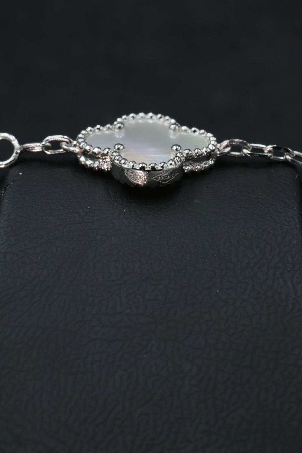 Pulsera VCA Plata .925 1:1 Vintage Alhambra, 5 Motivos Nácar- Diamonds.
