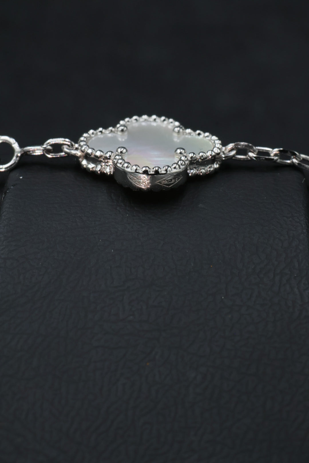 Pulsera VCA Plata .925 1:1 Vintage Alhambra, 5 Motivos Nácar- Diamonds.