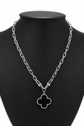 Collar Grande 1 trébol - Plateado / Negro.