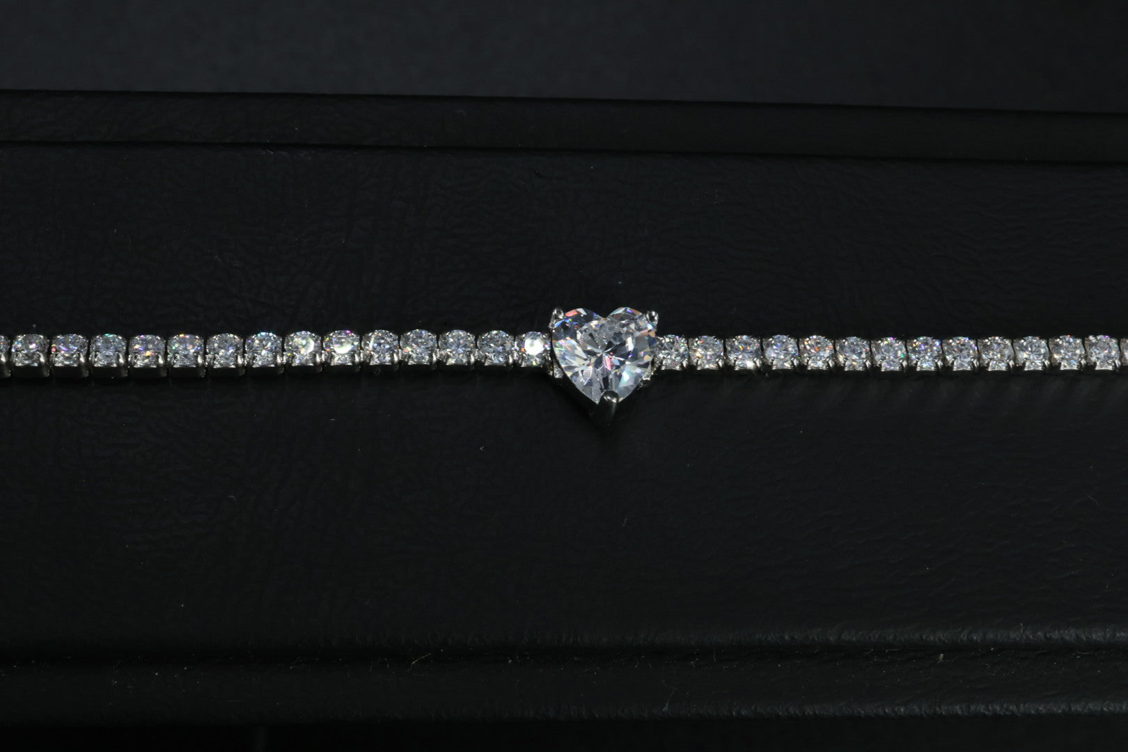 Pulsera Tenis Corazón Plata