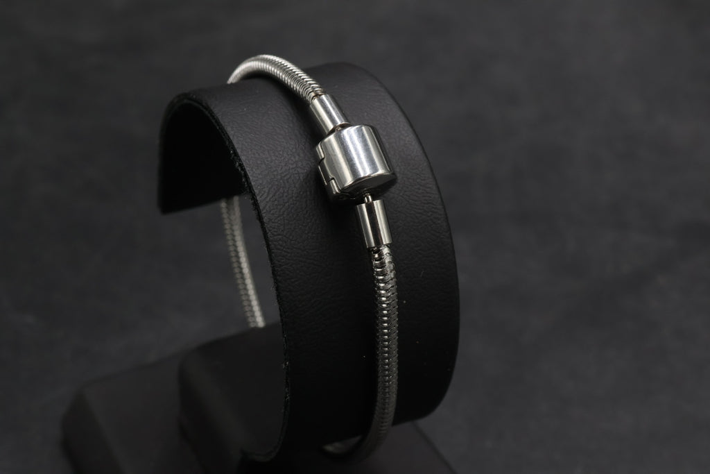 Pulsera tipo Pandora 2.