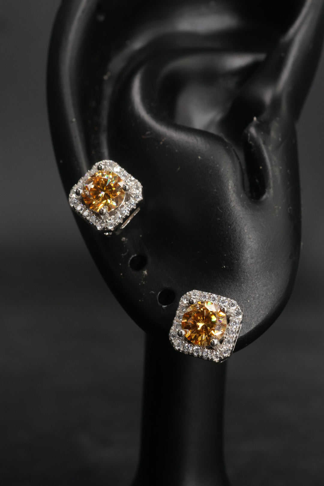 Aretes en Plata 925 Perfect Box - Moissanita Champagne 0.5 ct.