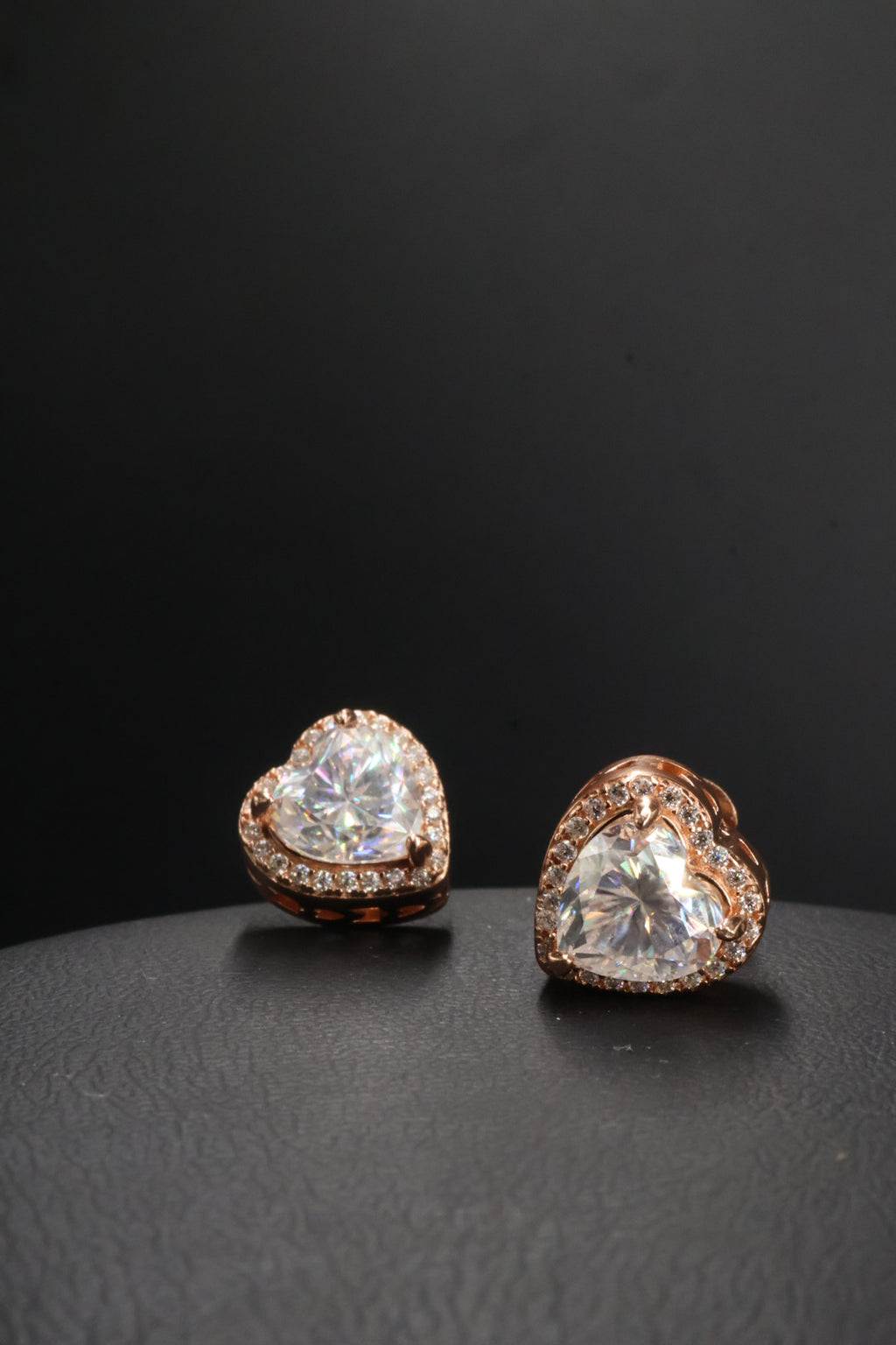 Aretes en Plata 925 Corazón Rose Gold - Moissanita.