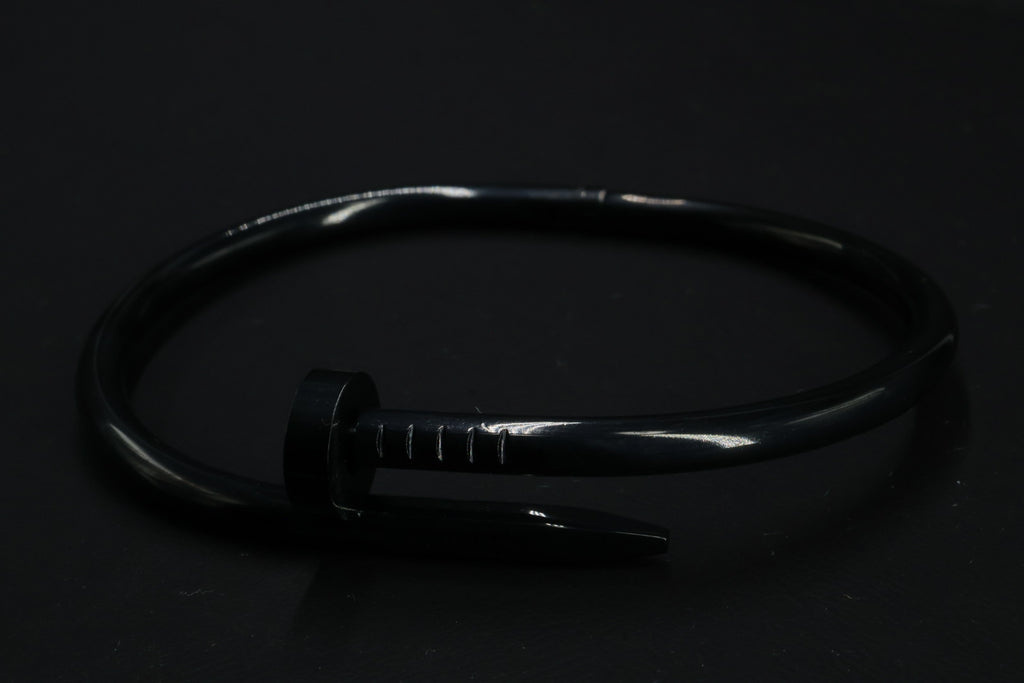 Brazalete Cartier Juste Un Clou Basic - Negro.