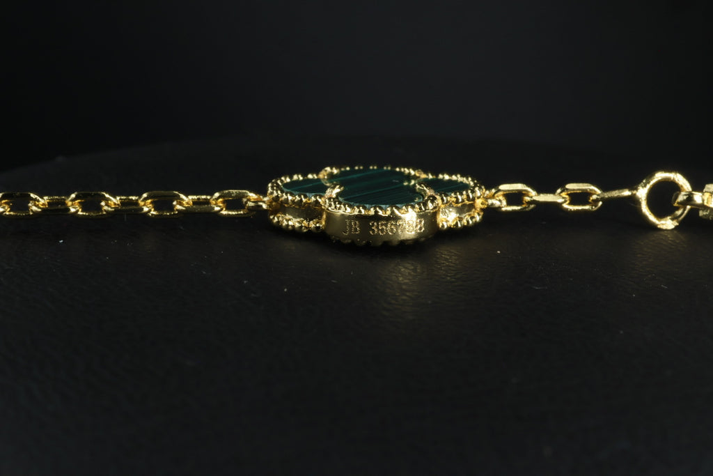 Collar VCA Alhambra 10 Motivos - Gold Malaquita Diamonds.
