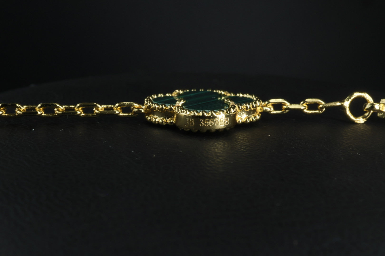 Collar VCA Alhambra 10 Motivos - Gold Malaquita Diamonds.