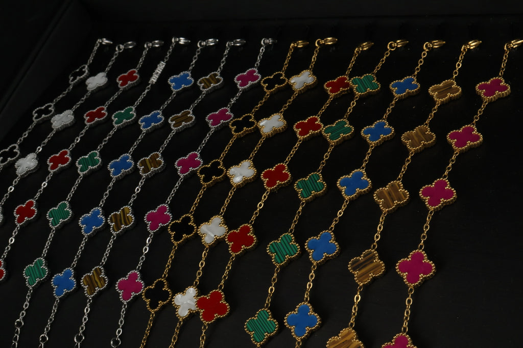 Paquete Emprendedores 10 Pulseras Trébol 13 mm Lisos.