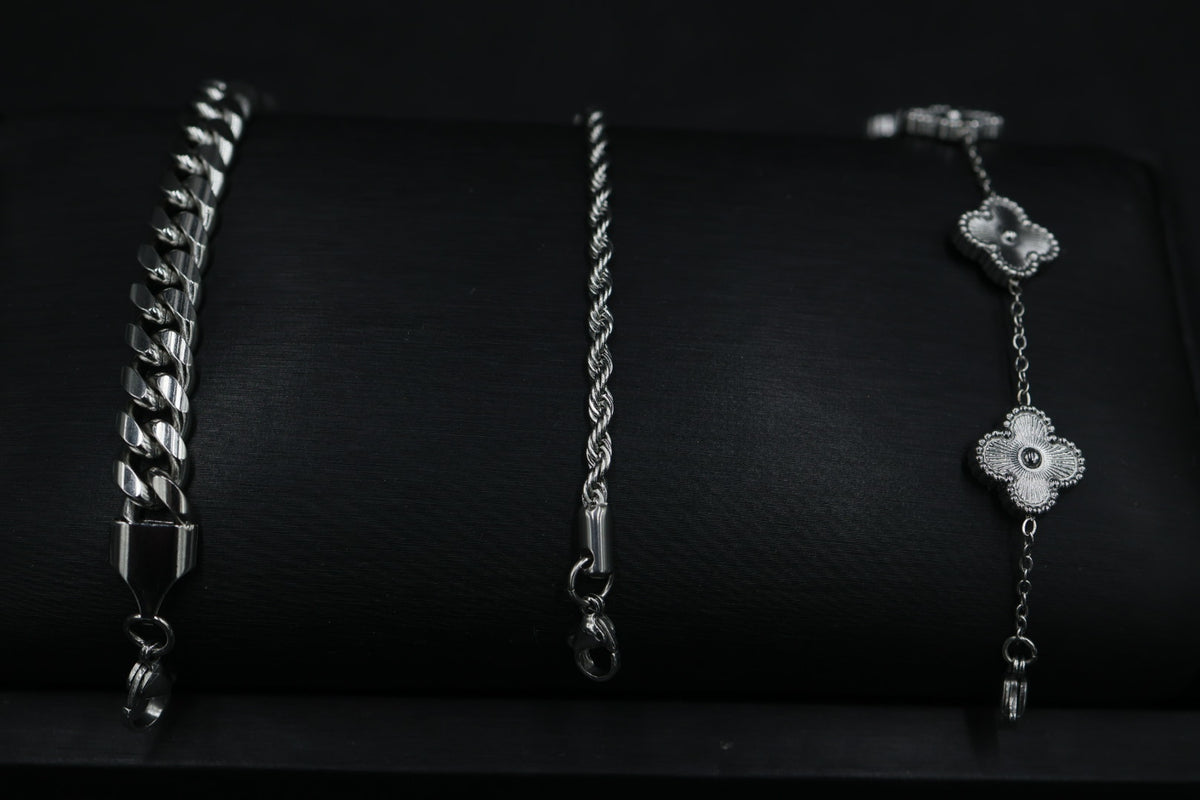 Pulsera Torsal Plateada con Extensible AI316L