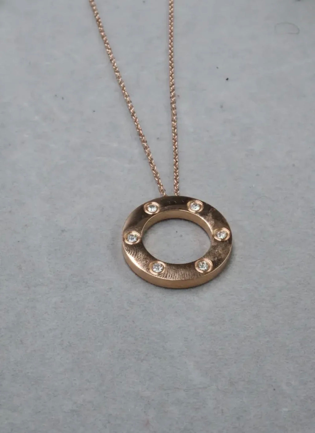Collar Clavo con Zirconias - Rose Gold.