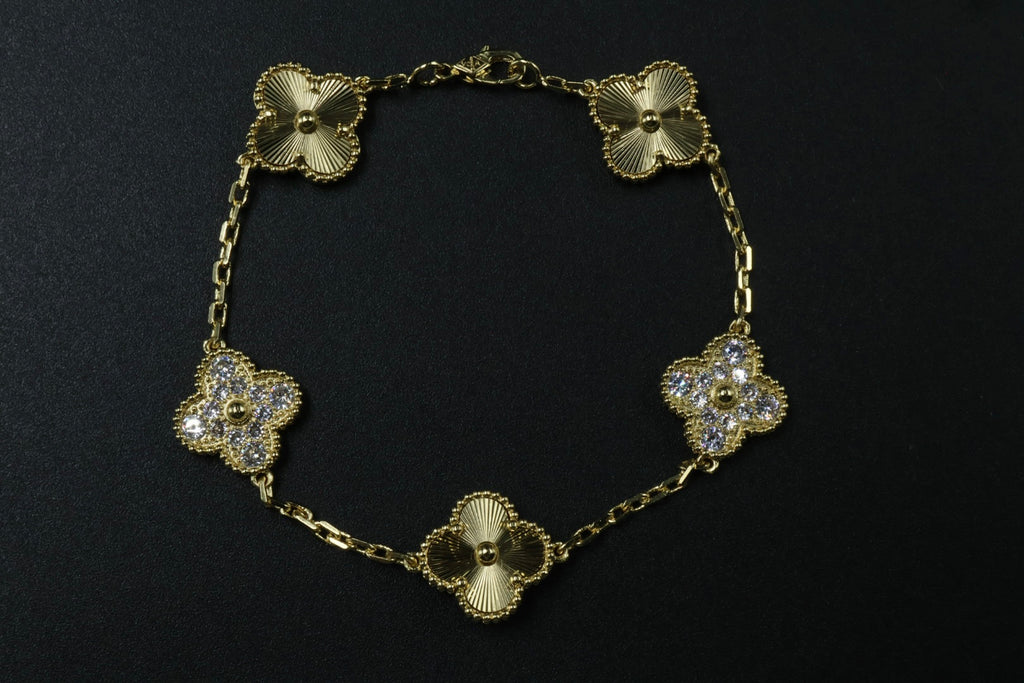 Pulsera VCA Alhambra 1:1 Gold Guilloché - Diamonds