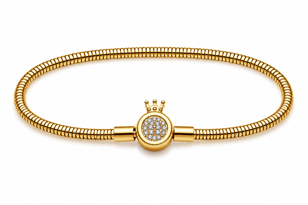 Pulsera dorada tipo Pandora 8.