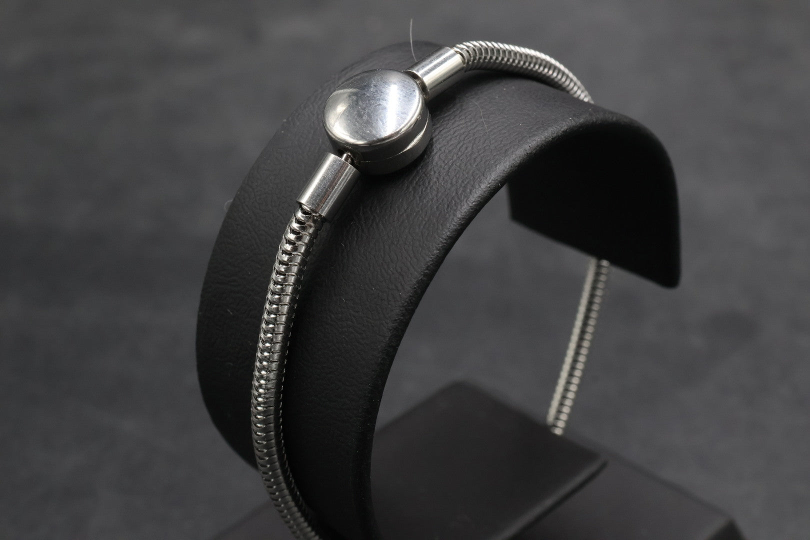 Pulsera tipo Pandora 5.