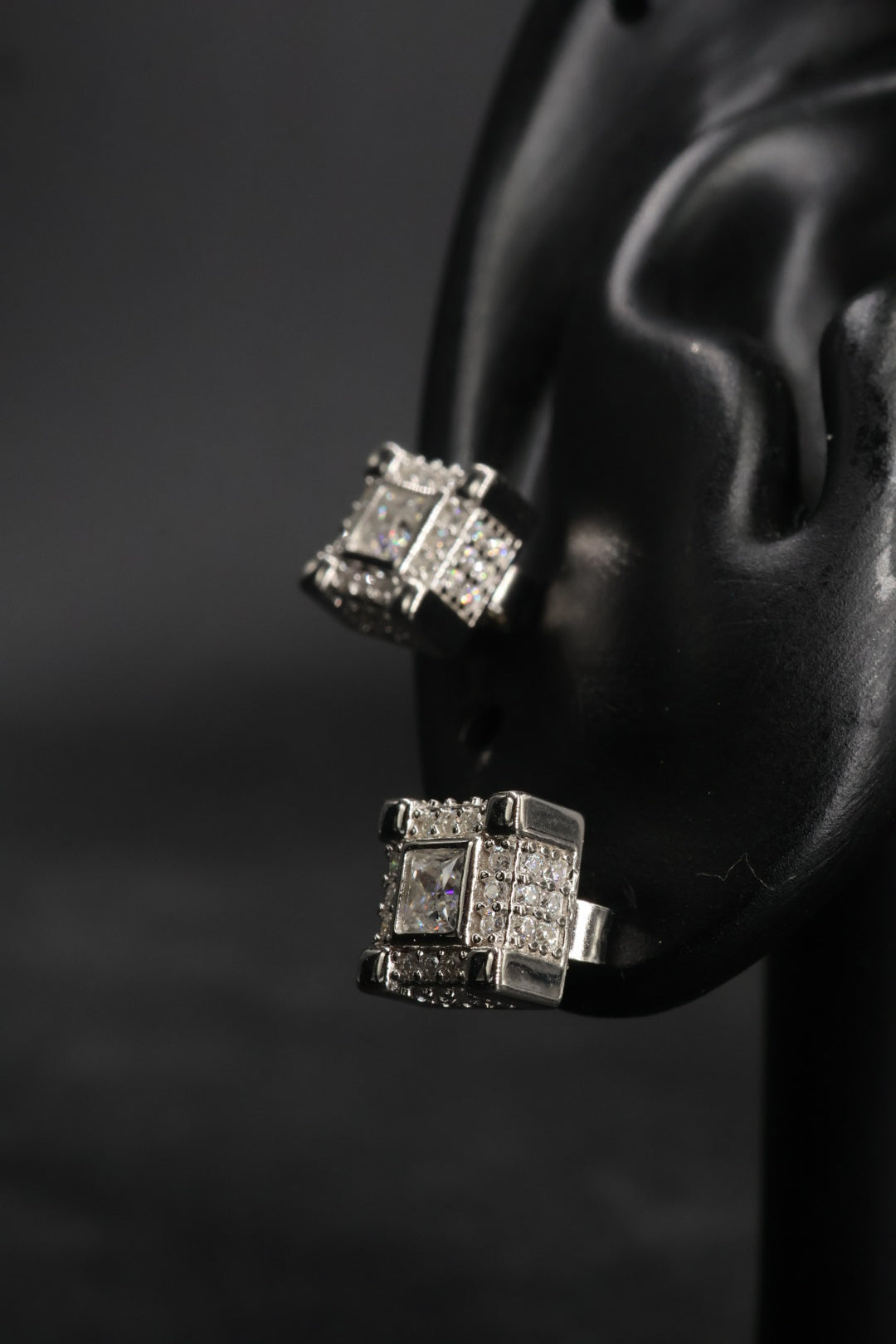 Aretes en Plata 925 Cuadrado Silver - Moissanita.