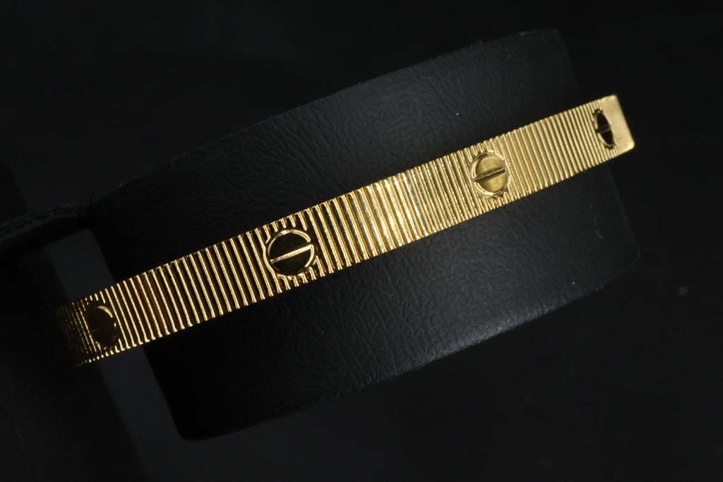 Brazalete Cartier Love Unlimited - Dorado