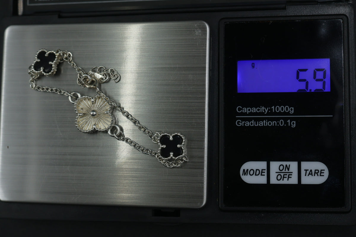 Pulsera 3 tréboles en plata 9.25. S925