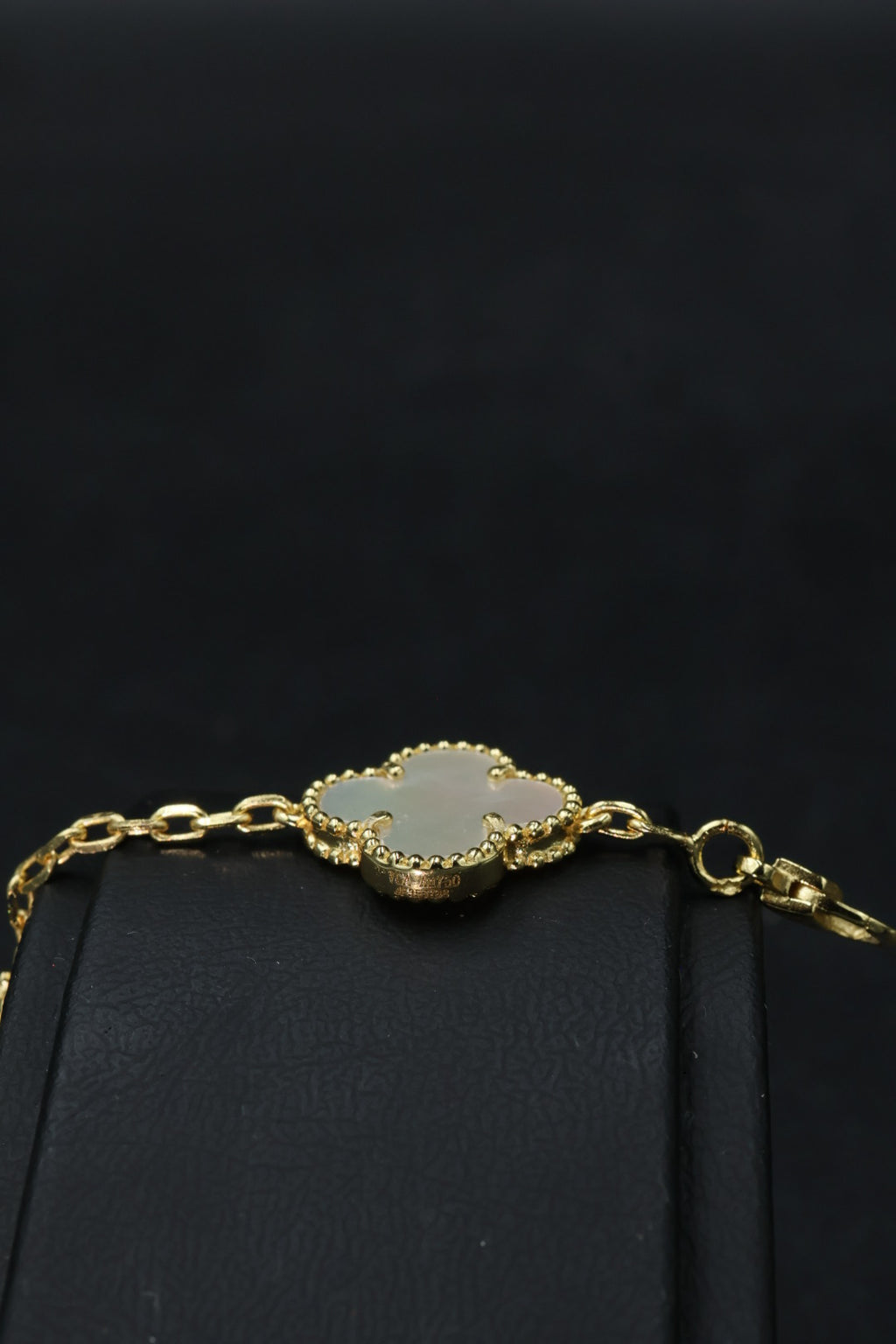 Pulsera VCA Plata .925 1:1 Vintage Alhambra, 5 Nácar/ Gold