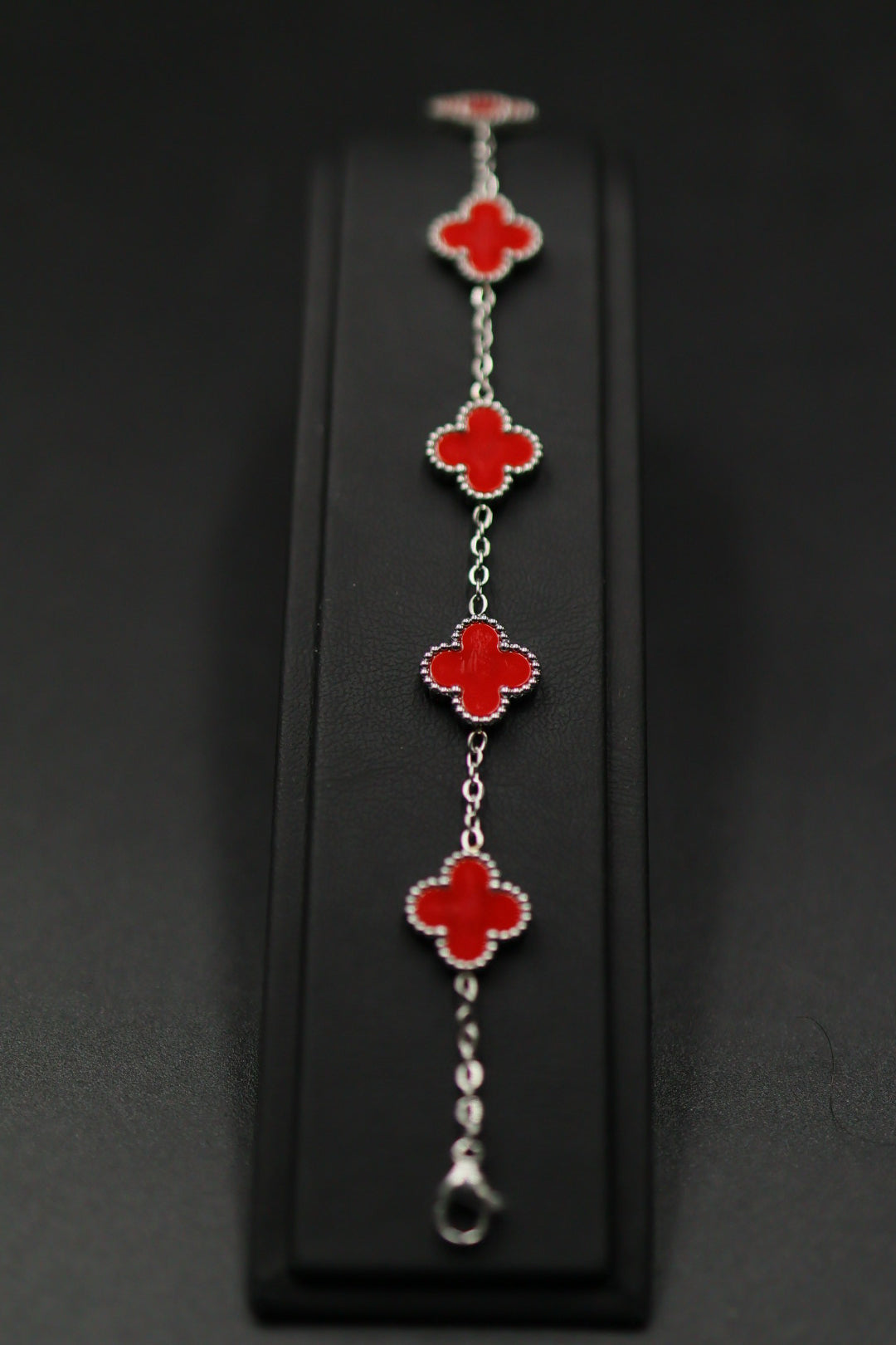 Pulsera Trébol 13 mm Liso Plateado - Rojo.
