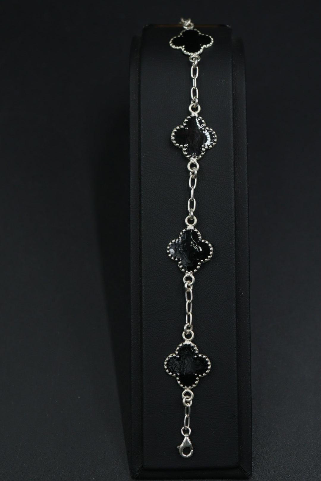 Pulsera Trébol Negro en Plata 9.25 S925
