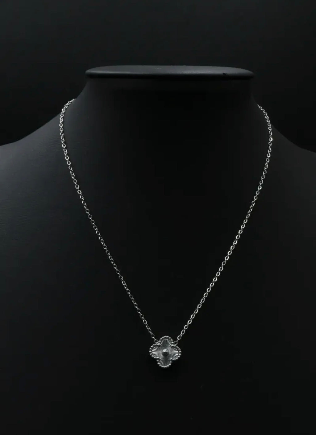 Collar 1 trébol - Plateado Láser.