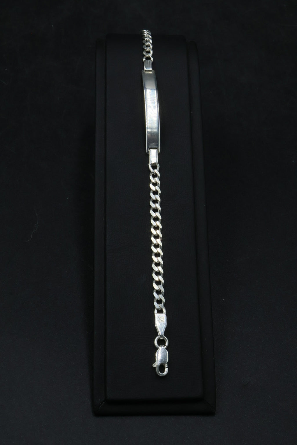 Pulsera tejido cubano con placa.