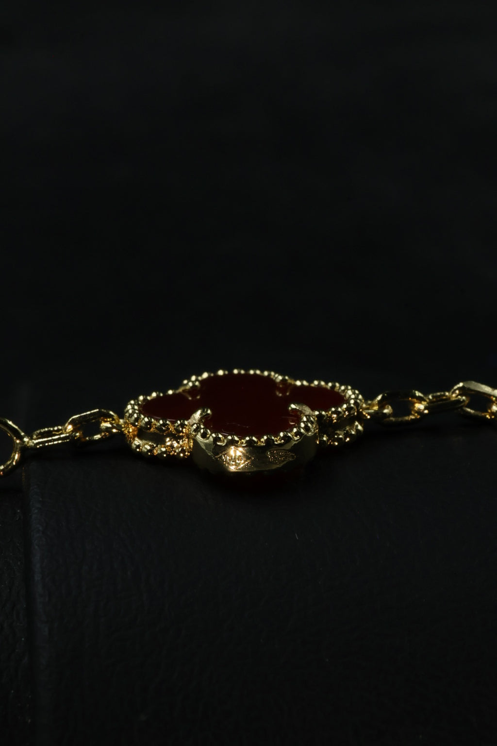 Pulsera VCA Alhambra 1:1 Gold Cornalina