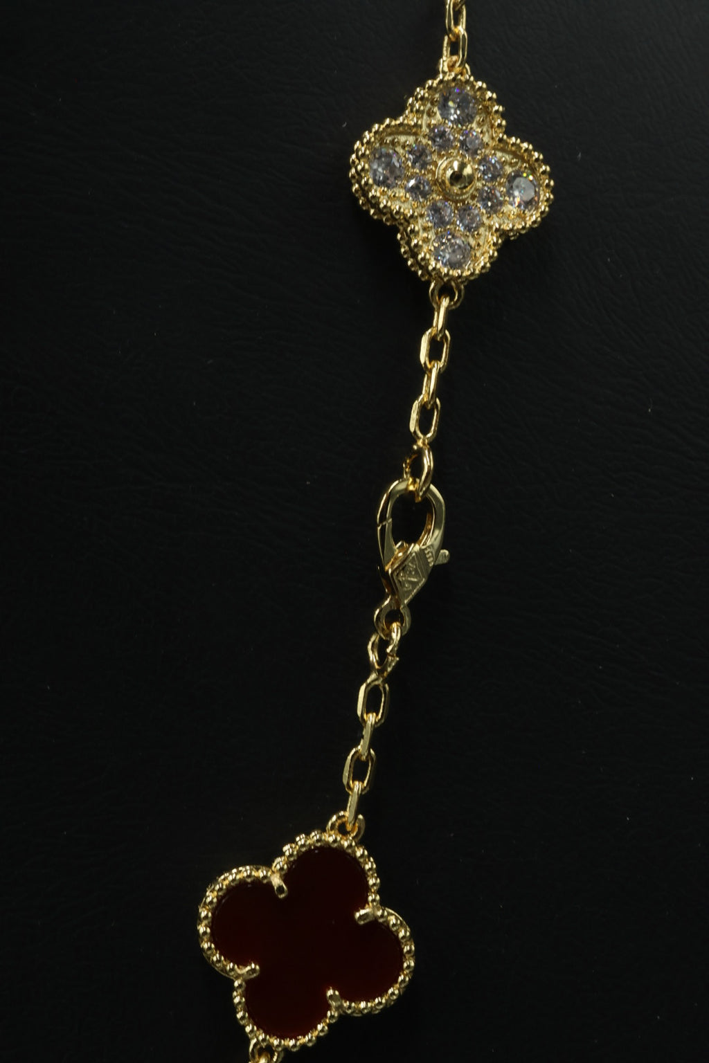 Collar VCA Alhambra 10 Motivos - Gold Cornalina Diamonds.