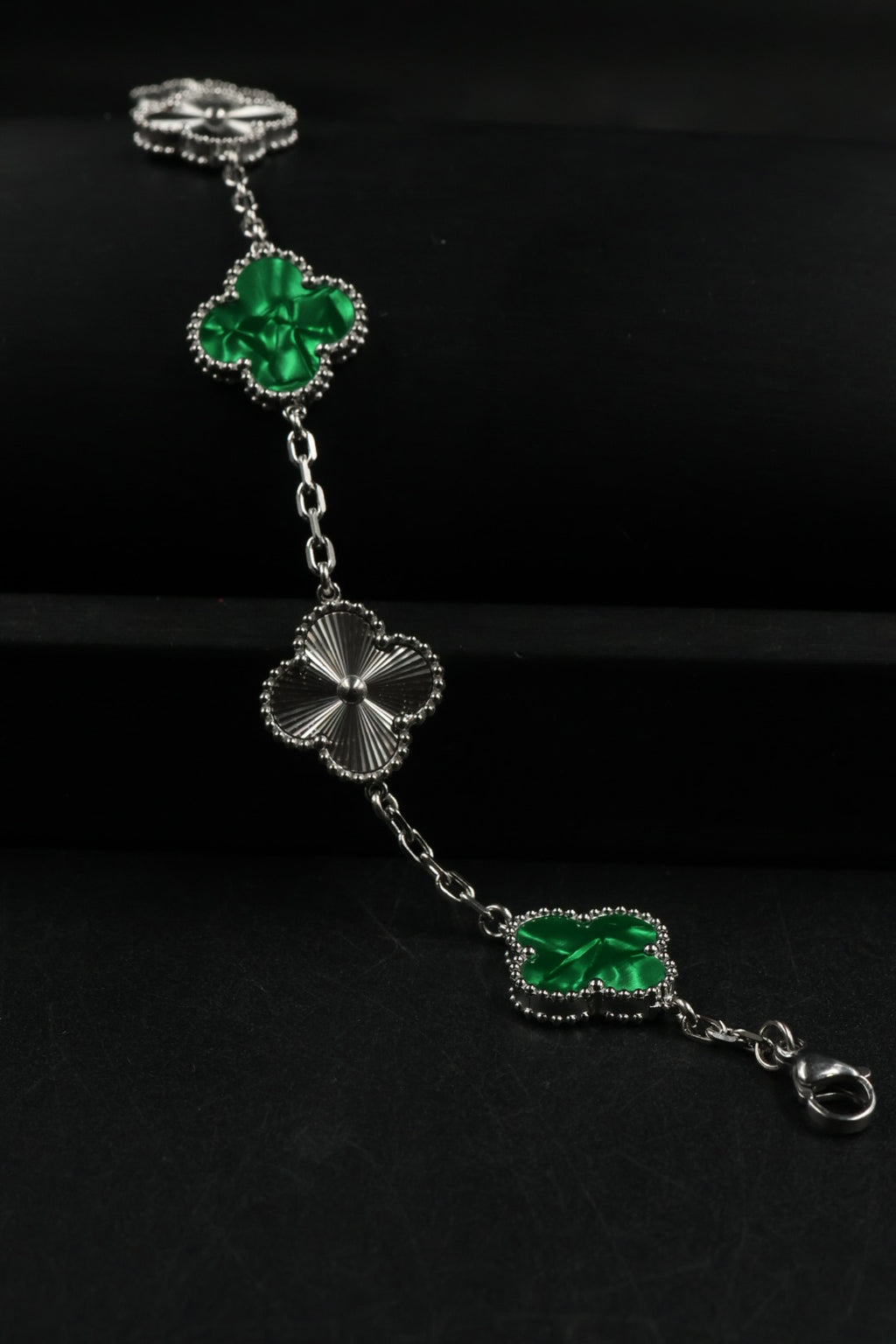 Pulsera Trébol Verde Mármol- Láser Plateado.