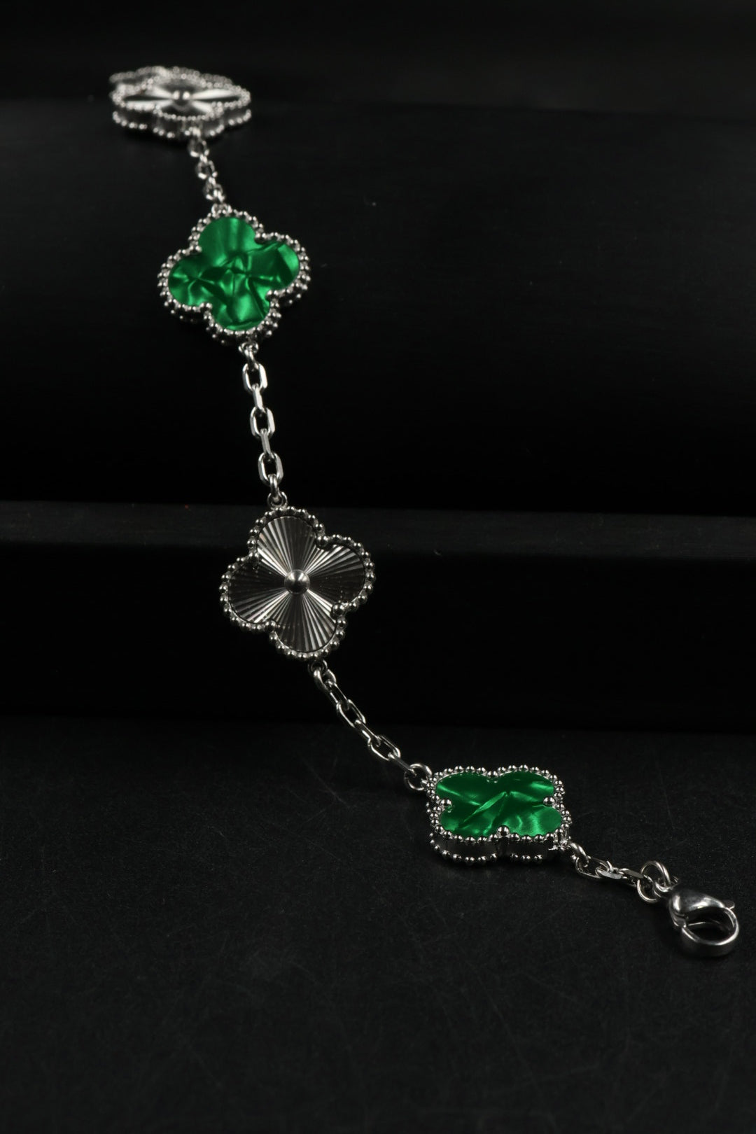 Pulsera Trébol Verde Mármol- Láser Plateado.
