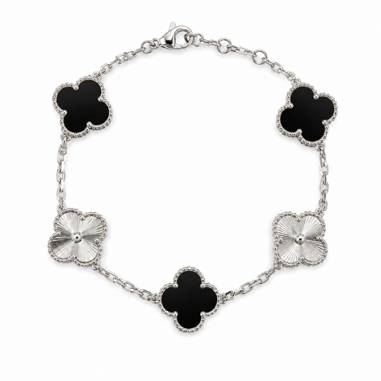 Pulsera Trébol Negro - Láser Plateado.