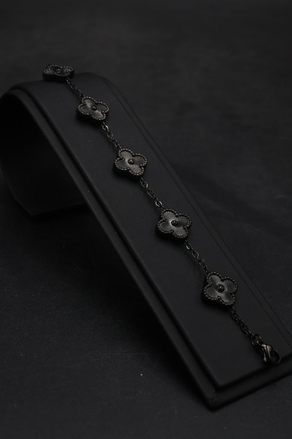 Pulsera Trébol 13 mm Negro - Láser.