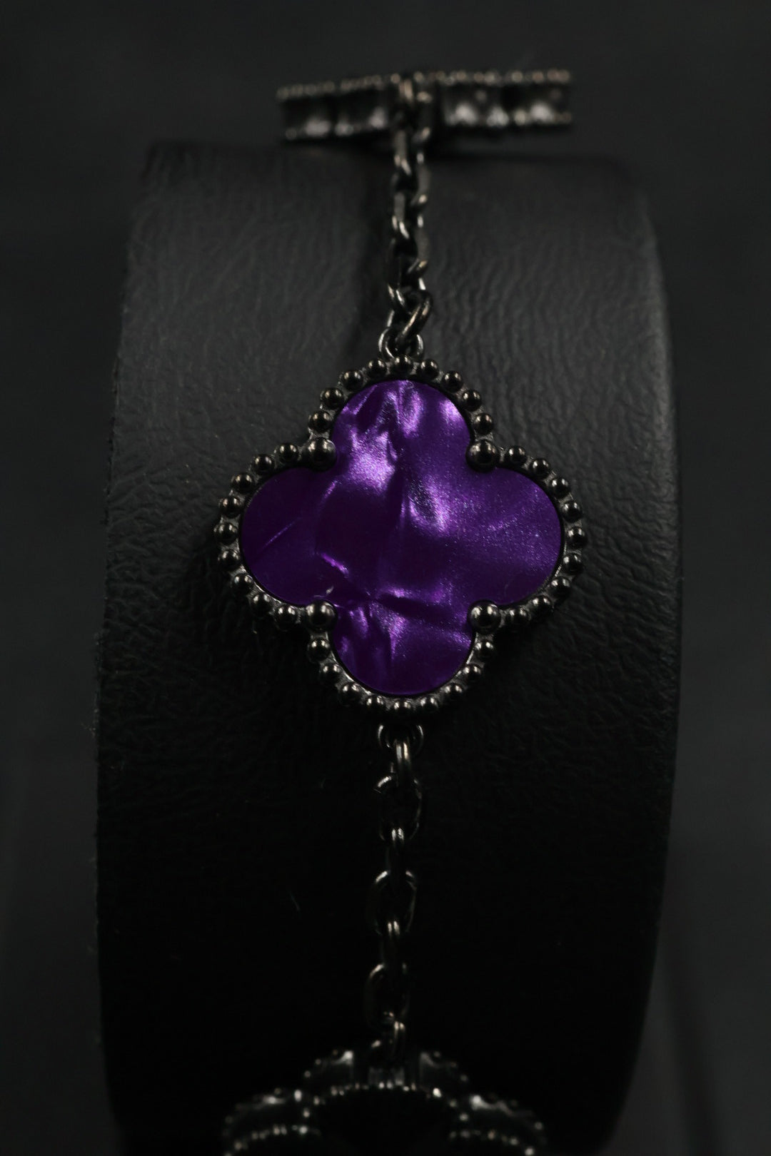 Pulsera Trébol Morado Mármol- Láser Negro.