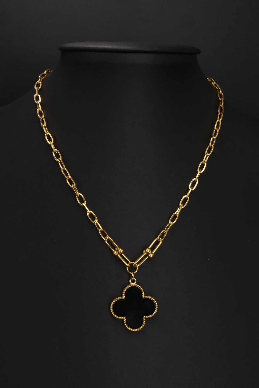Collar Grande 1 trébol - Dorado / Negro.