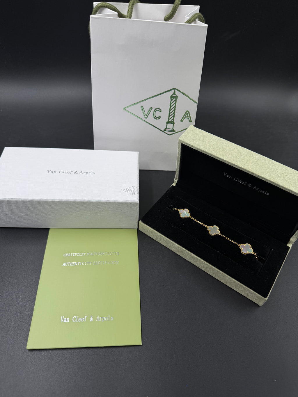 Pulsera VCA Alhambra 1:1 Gold Nácar