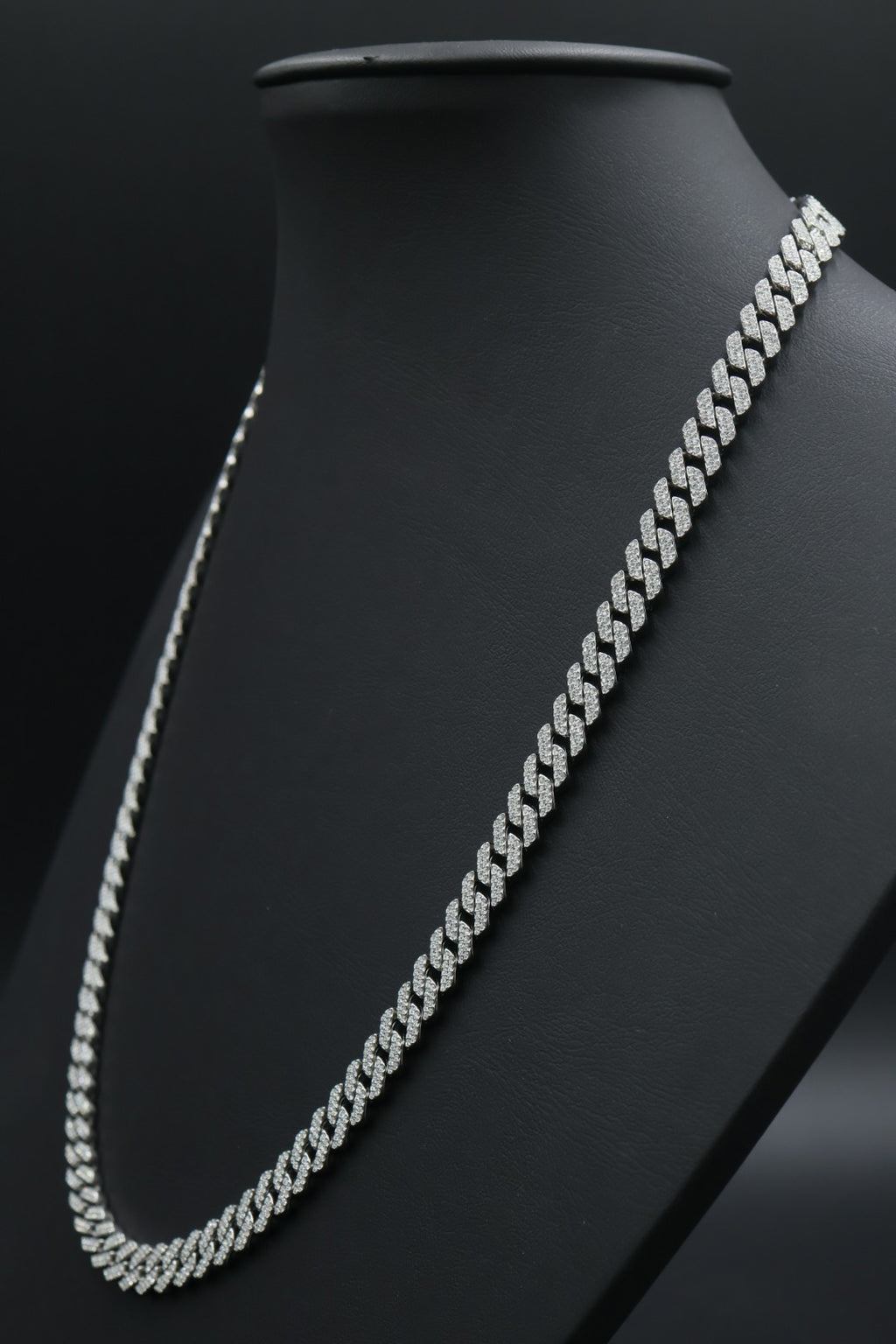 Cadena Cubana Full Zirconias con Broche de Caja. AI316L