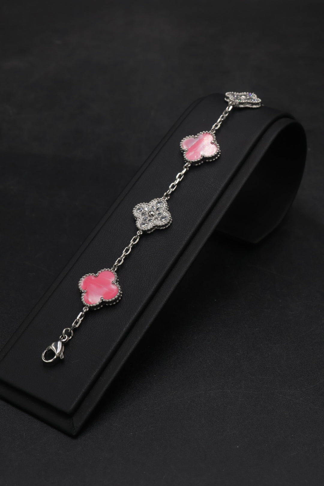 Pulsera Trébol 15 mm Mármol Rosa con Zirconias