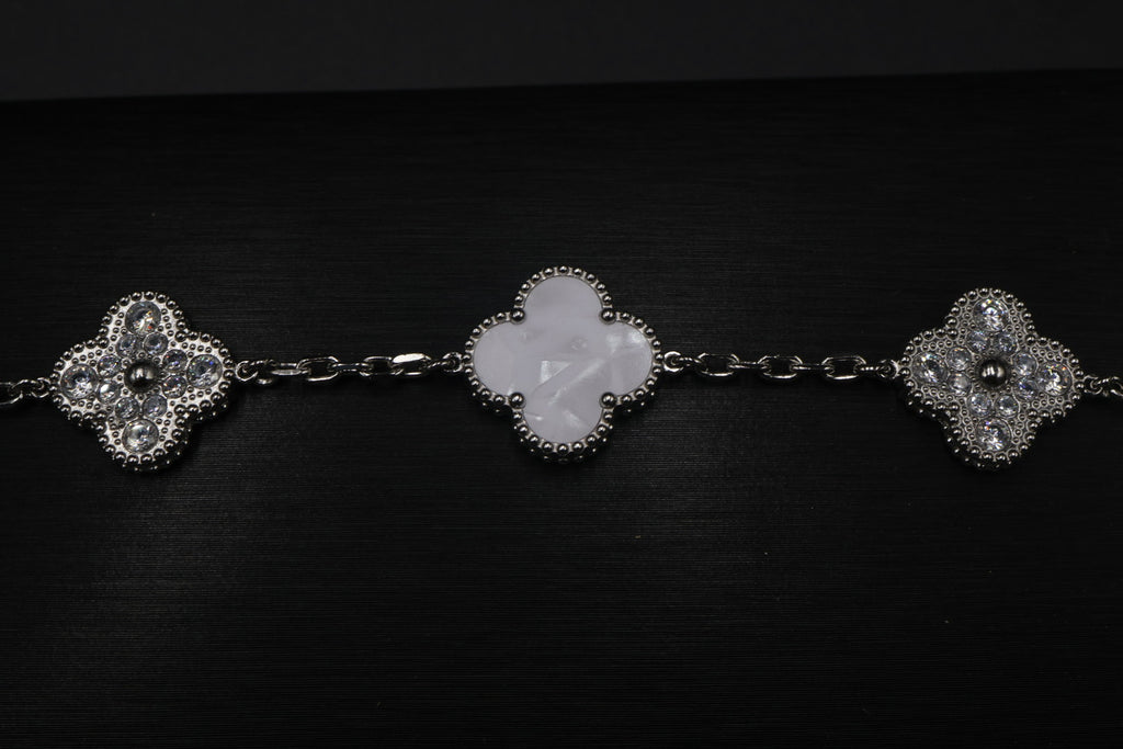 Pulsera Trébol 15 mm Mármol Blanco con Zirconias