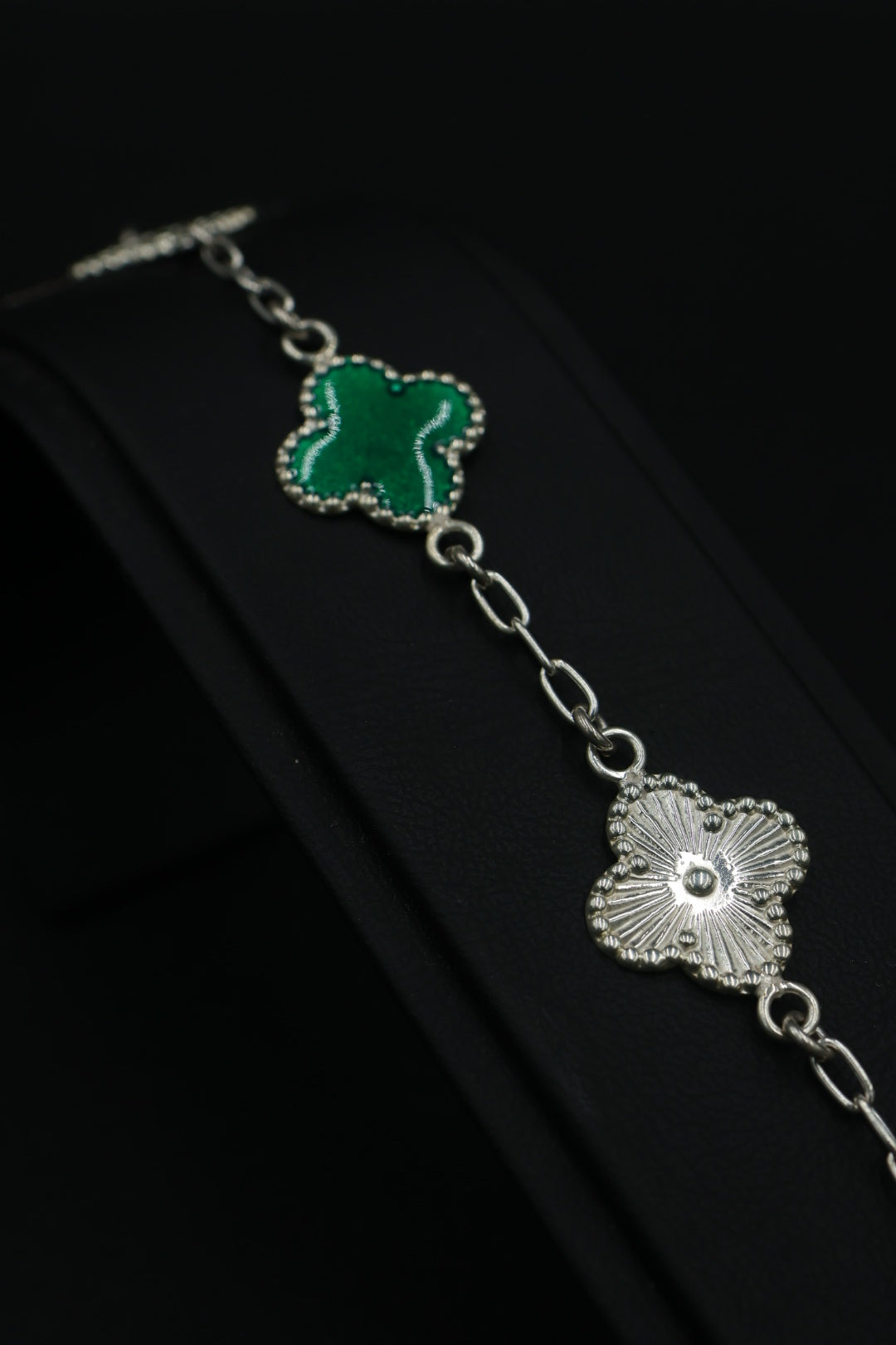 Pulsera Trébol Verde - Láser en Plata 9.25 S925