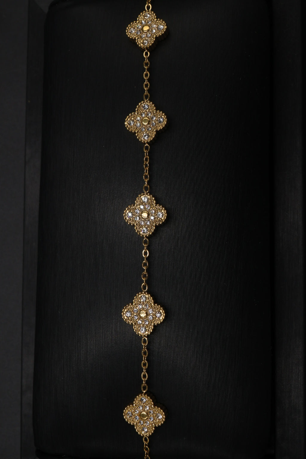 Pulsera Trébol 13 mm Full Zirconias Dorado
