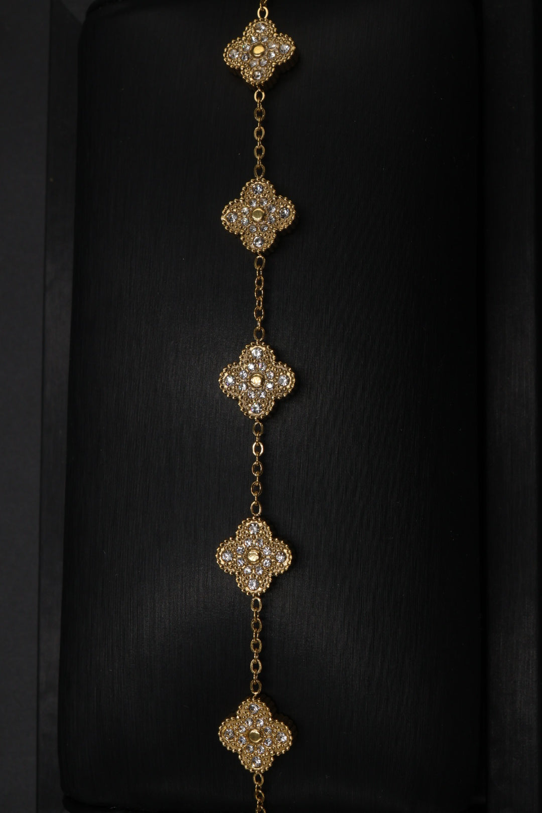 Pulsera Trébol 13 mm Full Zirconias Dorado