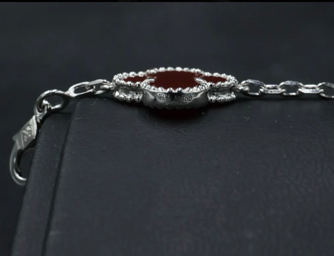 Pulsera VCA Plata .925 1:1 Vintage Alhambra, 5 Motivos Cornalina