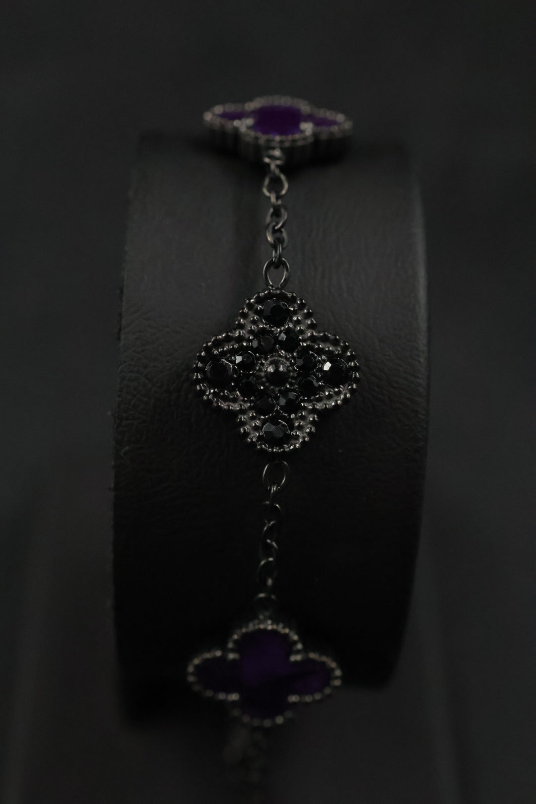 Pulsera Trébol Morado Mármol - Zirconias Negras.