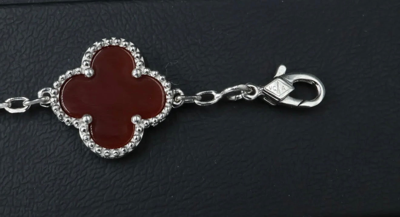 Pulsera VCA Plata .925 1:1 Vintage Alhambra, 5 Motivos Cornalina