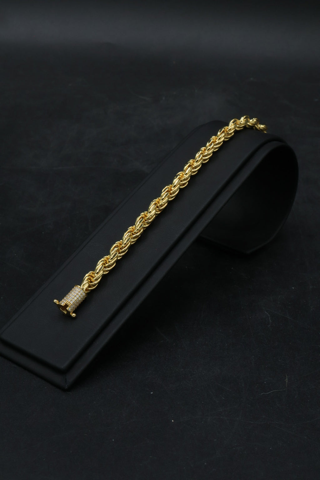 Pulsera Torzal 4 Micras Oro Broche Iced - Moissanita