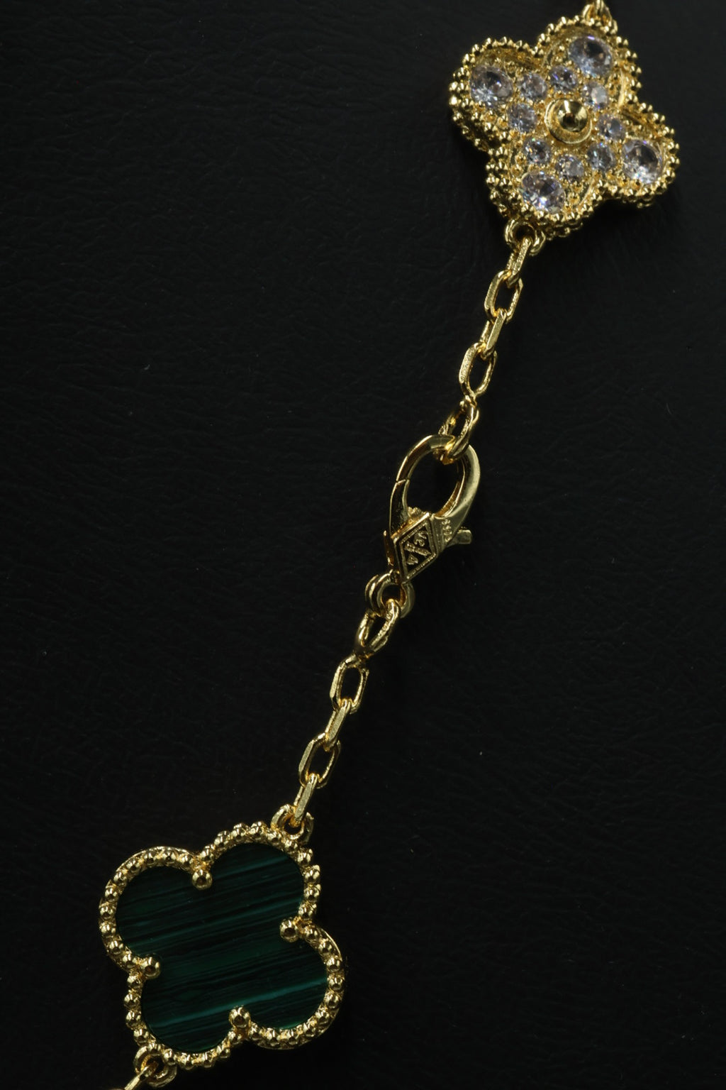 Collar VCA Alhambra 10 Motivos - Gold Malaquita Diamonds.