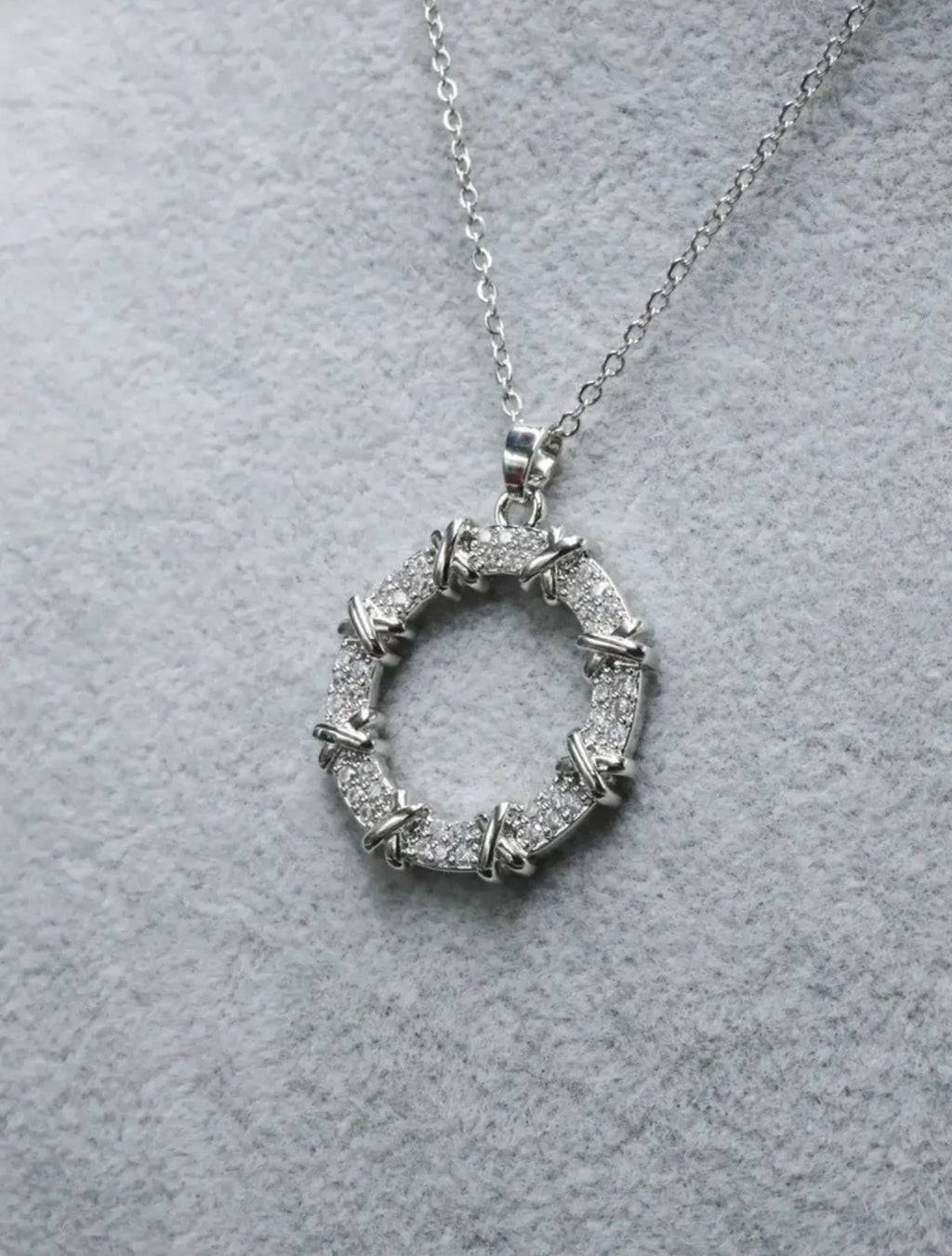 Collar Clavo Full Zirconias - Plateado.