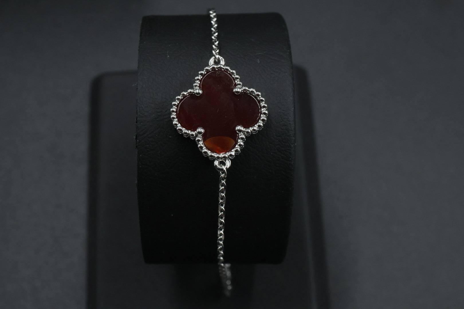 Pulsera VCA Sweet Alhambra 1:1 Silver Cornalina.