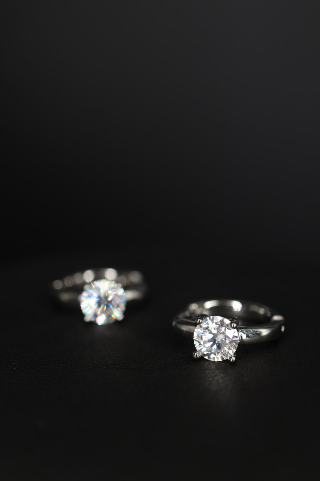Aretes Around Basic Plata .925 - Moissanita D 0.5 ct.